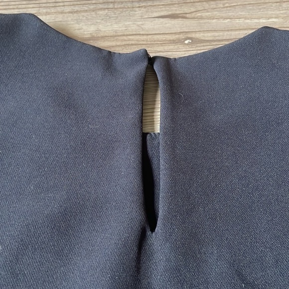 Zara Sleeveless Shift dress Black Size M Classy Minimalist Basic Versatile - Picture 9 of 11